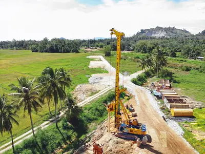 W Kelantan w Malezji użyto wiertnicy BAUER BG 36 do wykonania robót z zakresu specjalistycznej inżynierii lądowej na szóstym odcinku projektu Kelantan East Coast Rail Link (ECRL).